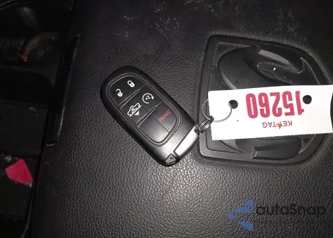 2017 Ram 1500 Laramie 4X4 5'7 Box z USA, uszkodzony, nr VIN 1C6RR7NT7HS712554